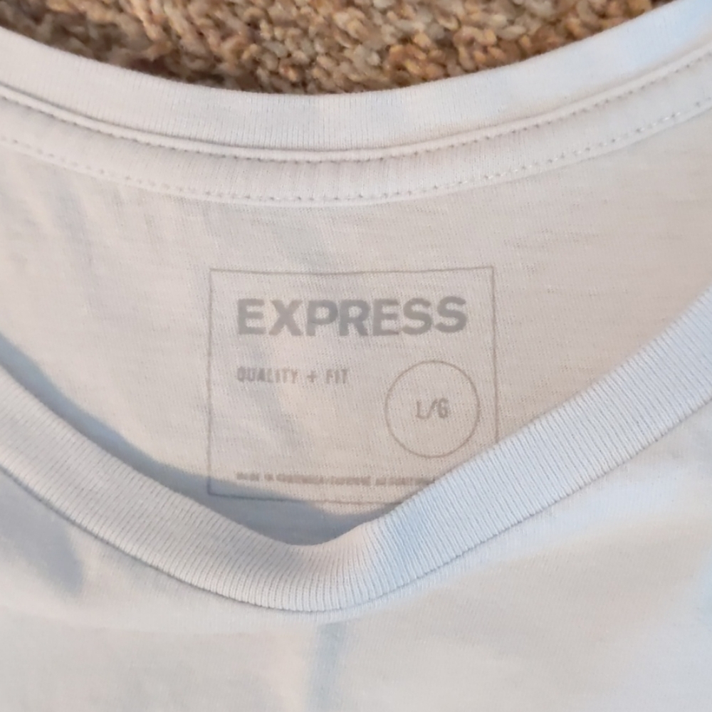 Express { EXP } Light Gray T-shirt . Size L - Picture 6 of 11